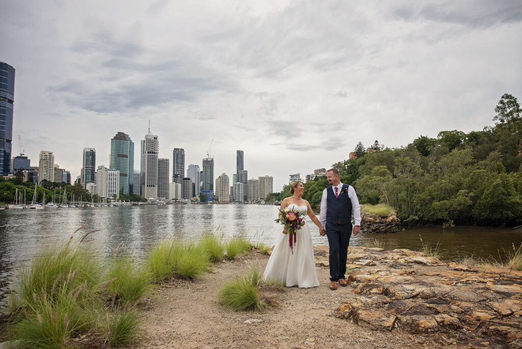Brisbane city elopement, kangaroo point elopement, elope in Brisbane, simple legal wedding, registry wedding alternative