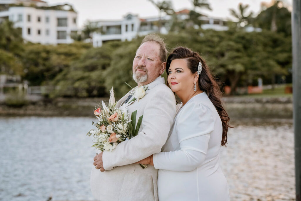 Affordable elopement package with Elope Brisbane at Newstead Park