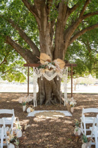 boho wedding styling by elope brisbane in new farm park brisbane photos by romana