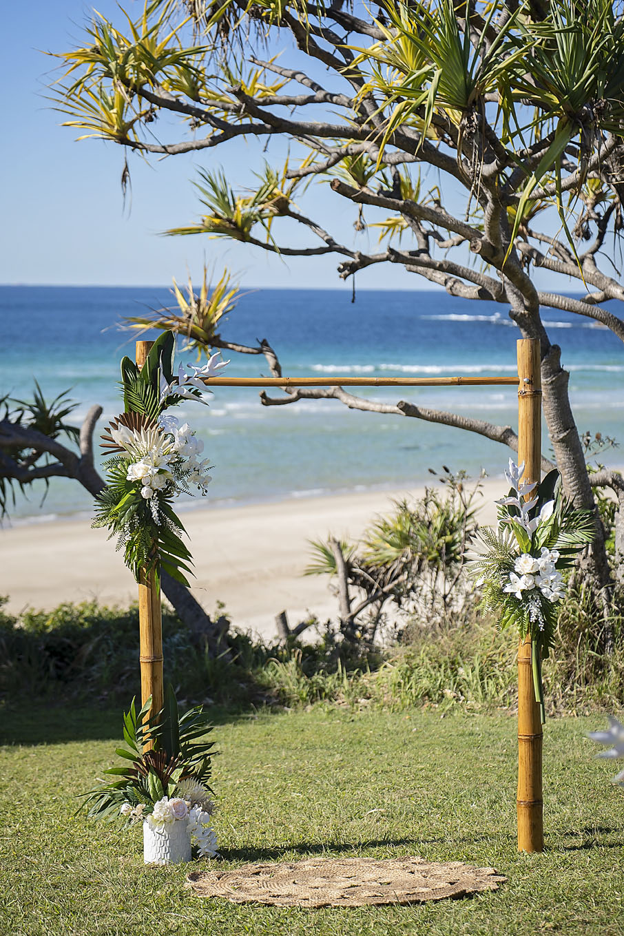 2 post bamboo arbour
