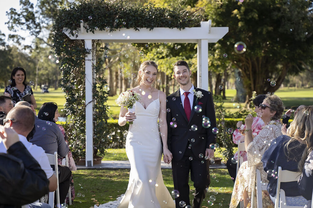 redland bay golf club wedding elope brisabne