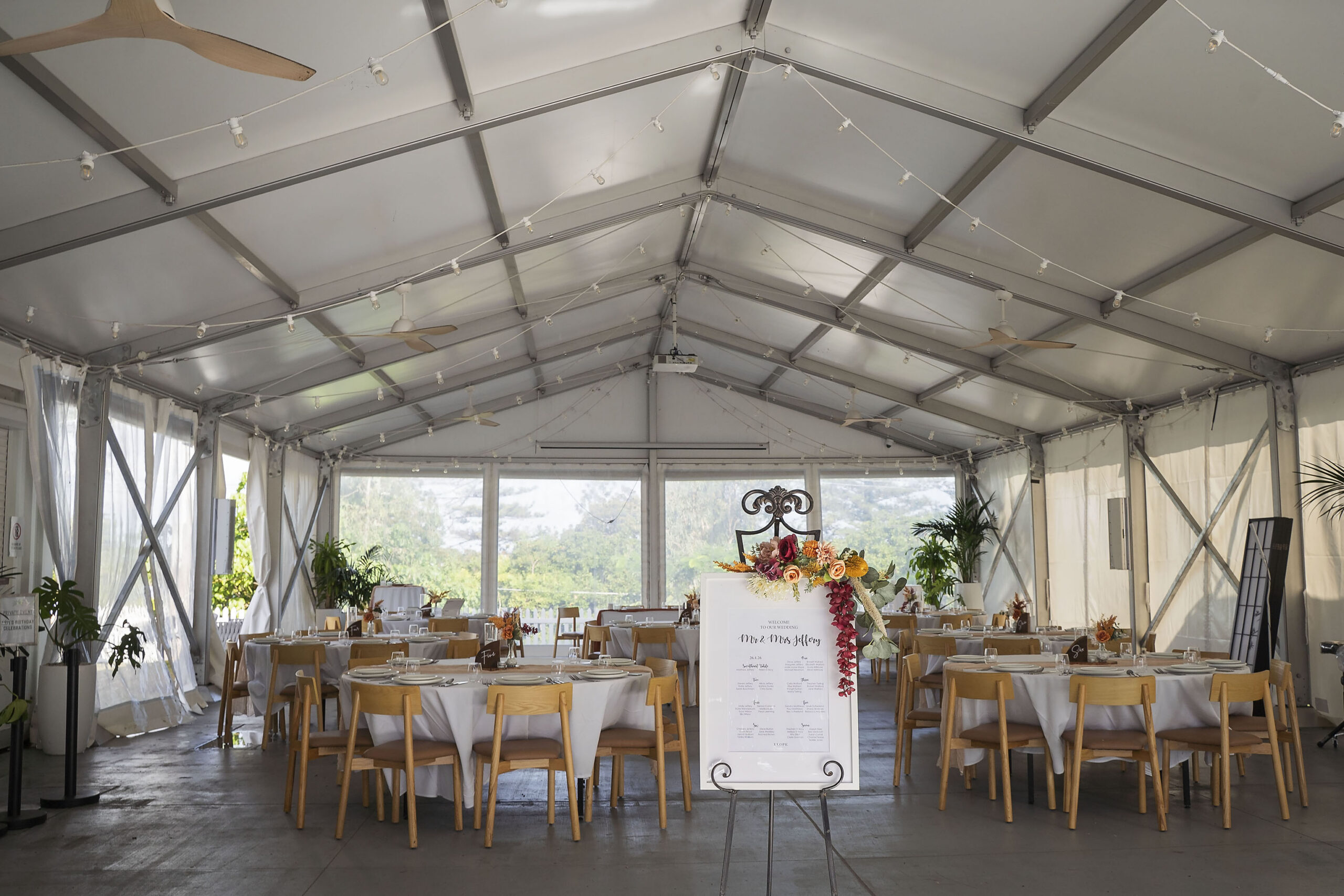 grand view hotel weddings by elope brisbane (32)