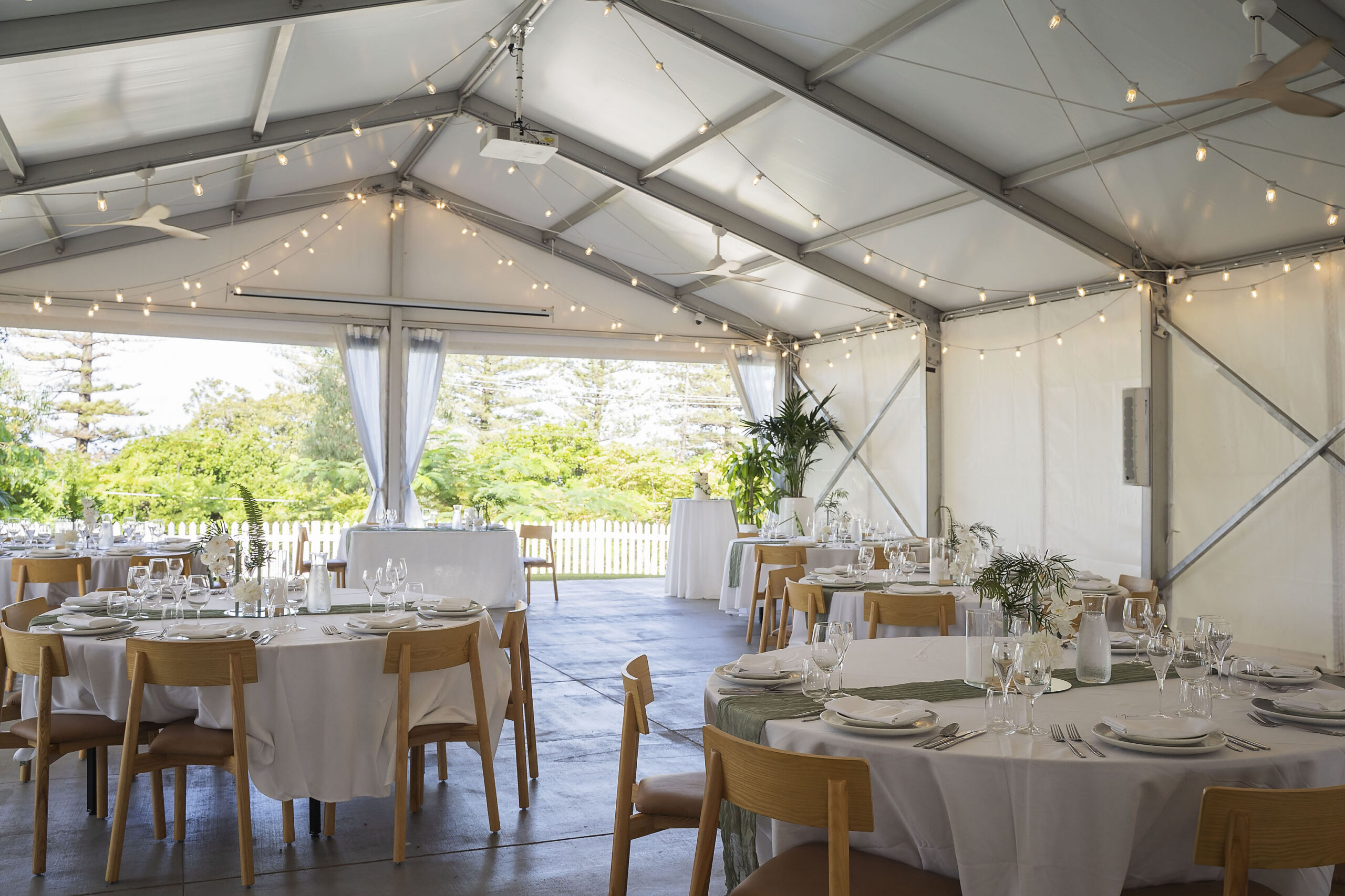 grand view hotel weddings by elope brisbane (60)